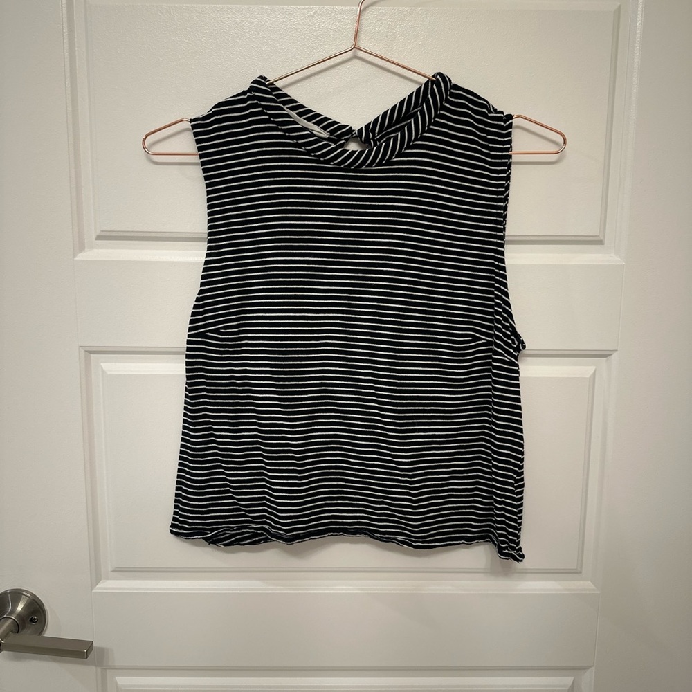 NICHOLAS Black and White Sleeveless Crop Tank Top